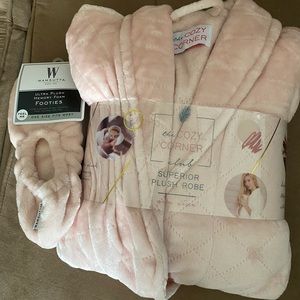 Matching robe and slippers
